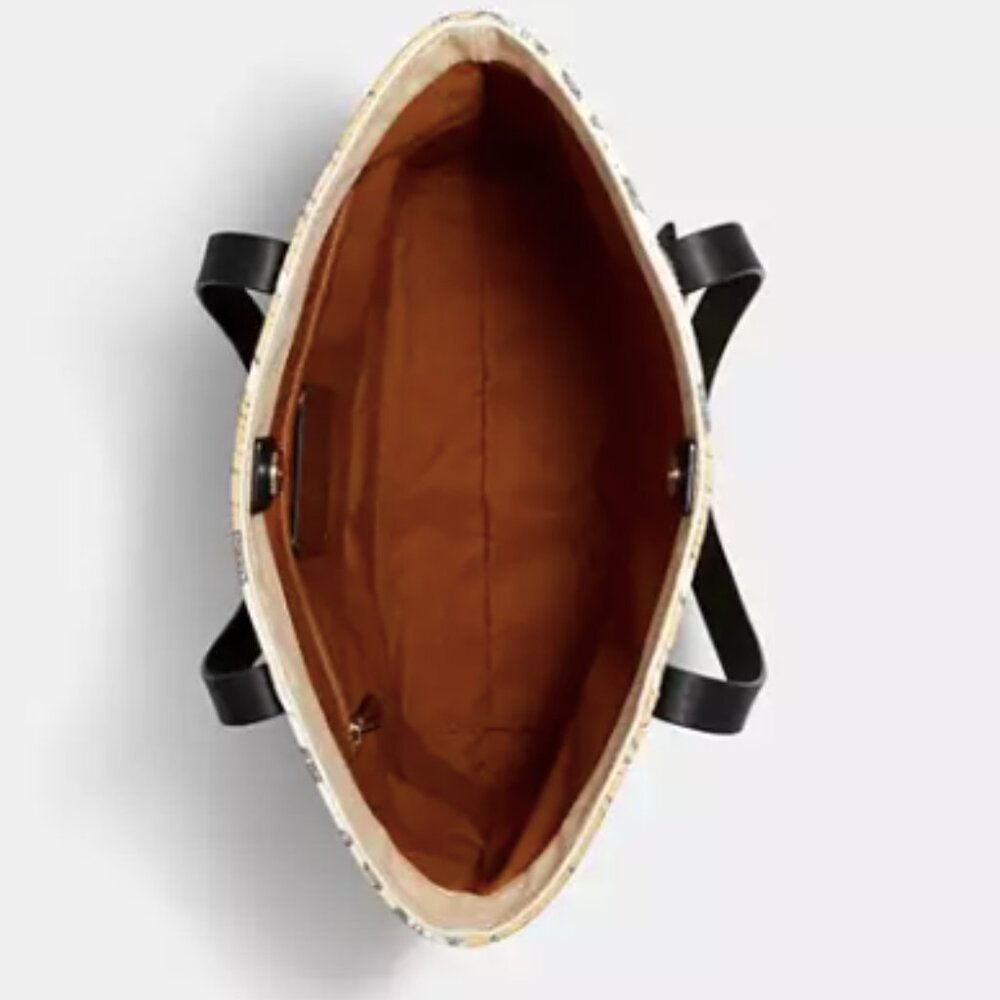 Coach Marvel Tote With Black Widow Print - Picture 2 of 8